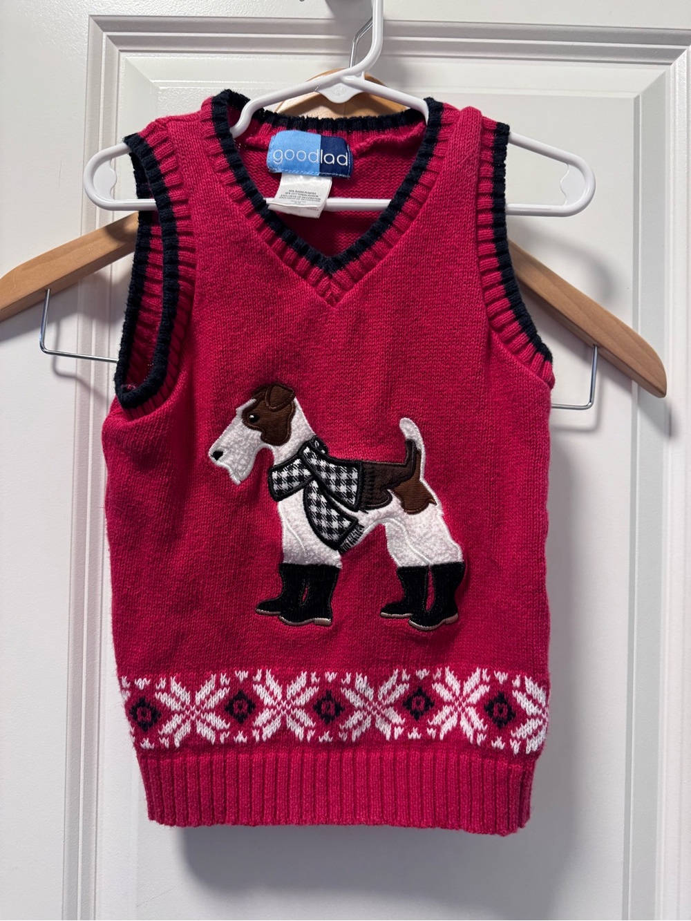 Kids size 4 doggy sweater vest!